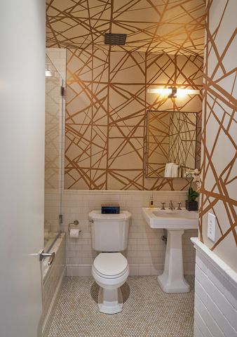 200 W Grand Avenue 2700, Chicago, IL 60654