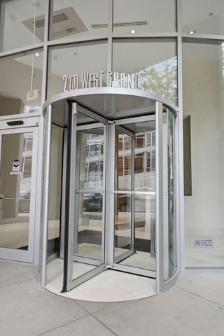 200 W Grand Avenue 2700, Chicago, IL 60654
