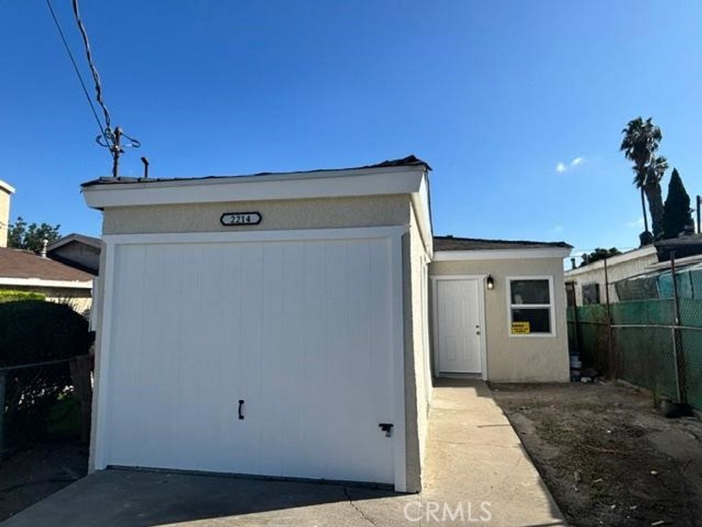 2214 E 111th, Los Angeles, CA 90059 — photo 2