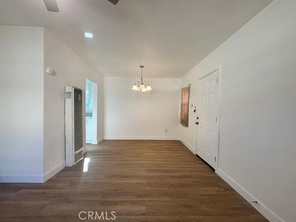 2214 E 111th, Los Angeles, CA 90059 — photo 4