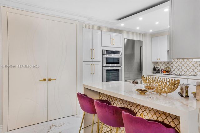 9801 Collins Ave 19T, Bal Harbour, FL 33154