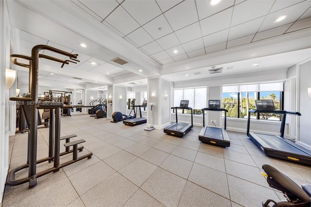 9801 Collins Ave 19T, Bal Harbour, FL 33154