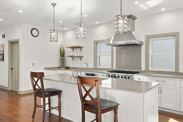 16 Sheridan St, Billerica, MA 01821