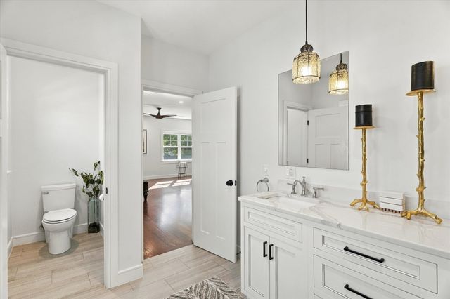 16 Sheridan St, Billerica, MA 01821