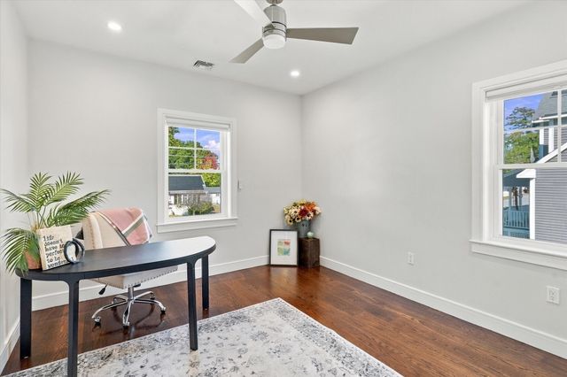 16 Sheridan St, Billerica, MA 01821