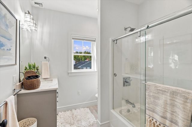 16 Sheridan St, Billerica, MA 01821