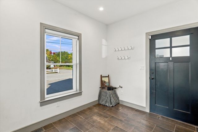 16 Sheridan St, Billerica, MA 01821