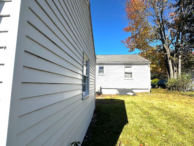 132 Maple Street, Framingham, MA 01702