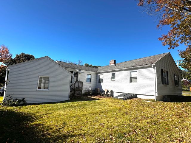 132 Maple Street, Framingham, MA 01702