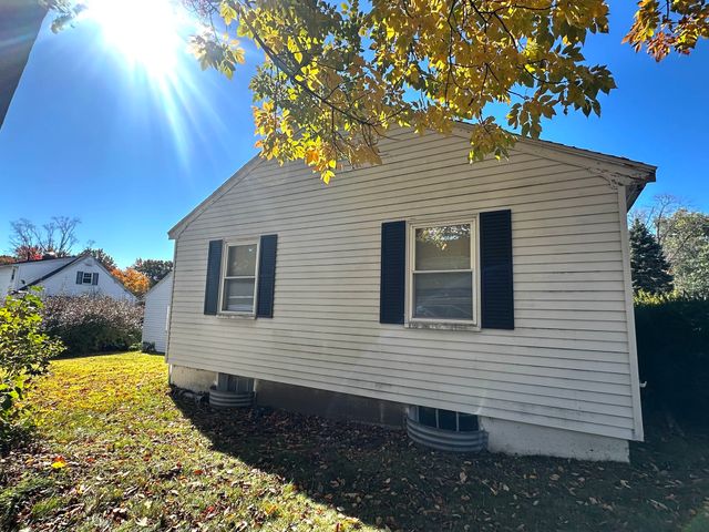 132 Maple Street, Framingham, MA 01702