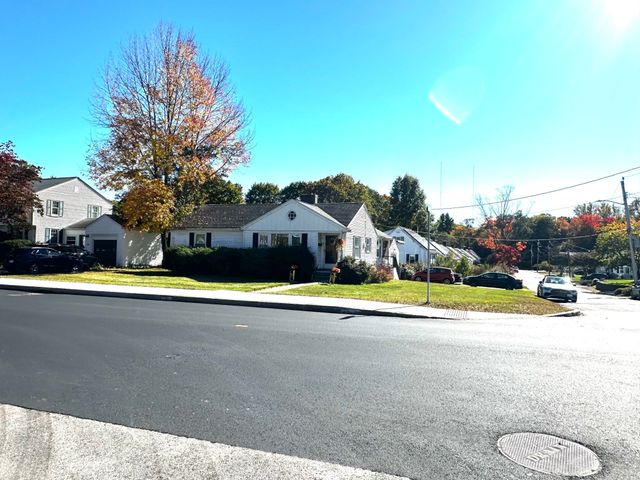132 Maple Street, Framingham, MA 01702