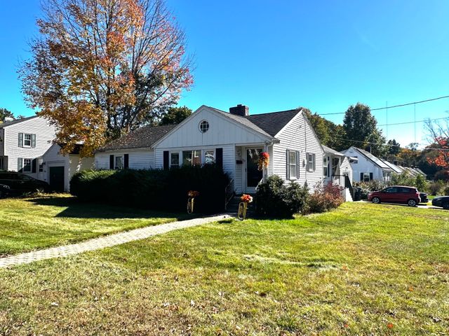 132 Maple Street, Framingham, MA 01702