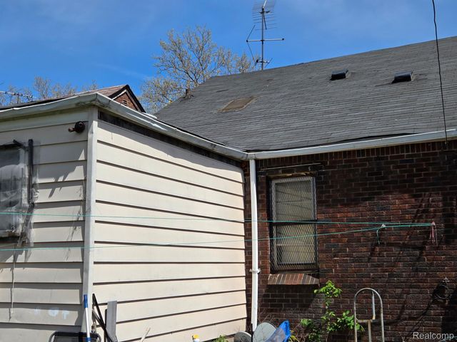8869 MANOR Street, Detroit, MI 48204