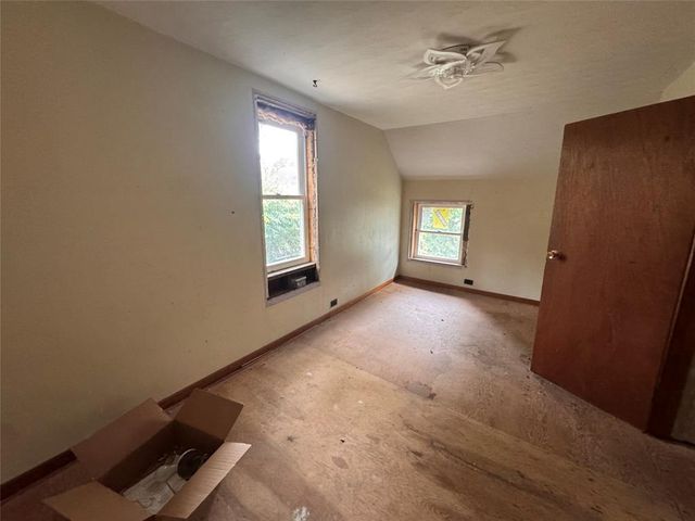 918 Lakeside Avenue, Eau Claire, WI 54703
