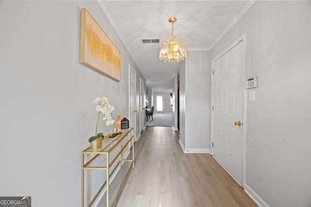 6690 Villa Court, Lithonia, GA 30038