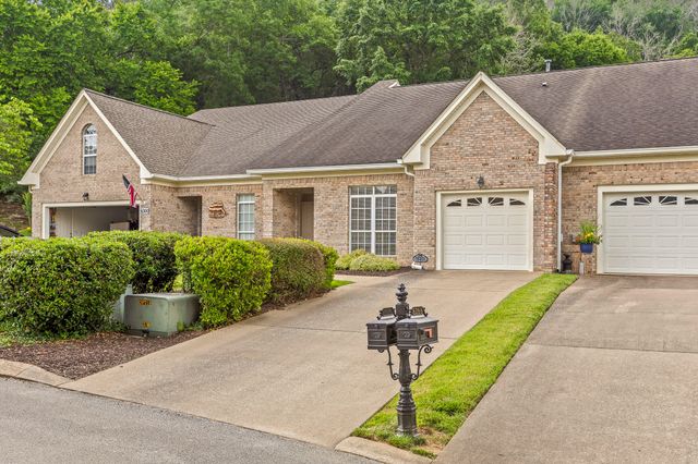 6276 Amber Brook Drive, Hixson, TN 37343