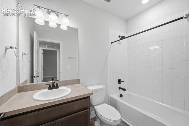 8726 Middle Fork Street, Littleton, CO 80125