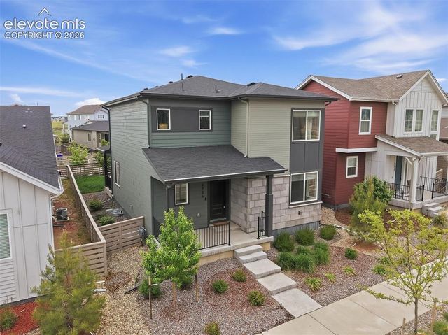 8726 Middle Fork Street, Littleton, CO 80125