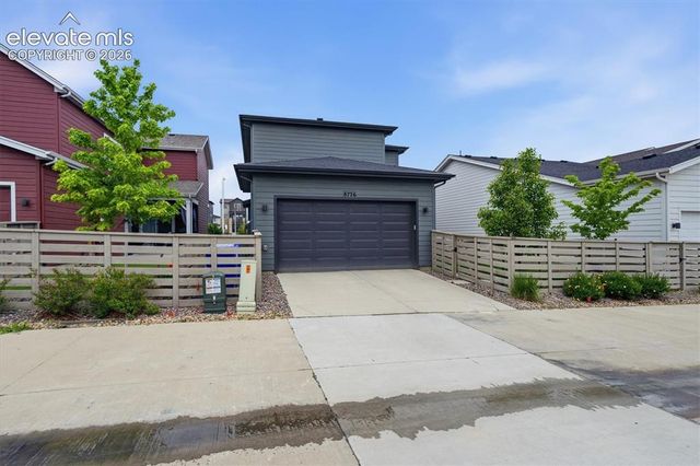 8726 Middle Fork Street, Littleton, CO 80125