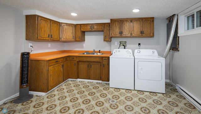 236 13th Avenue E, West Fargo, ND 58078