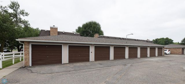 236 13th Avenue E, West Fargo, ND 58078