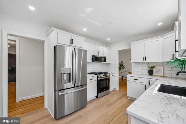 9915 WILDWOOD RD, Kensington, MD 20895