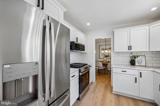 9915 WILDWOOD RD, Kensington, MD 20895