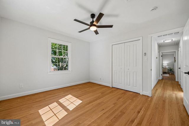 9915 WILDWOOD RD, Kensington, MD 20895