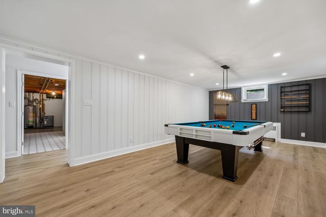 9915 WILDWOOD RD, Kensington, MD 20895