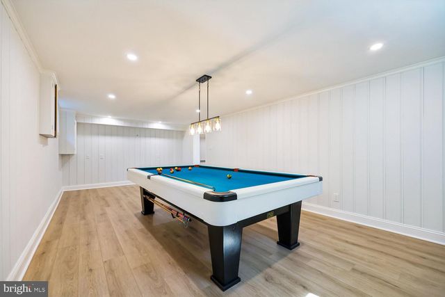 9915 WILDWOOD RD, Kensington, MD 20895
