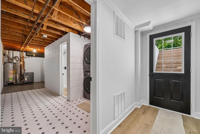 9915 WILDWOOD RD, Kensington, MD 20895