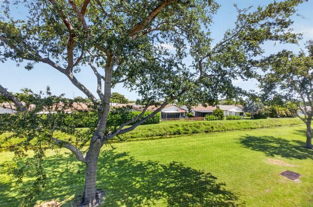 5235 Europa Drive Apt L, Boynton Beach, FL 33437