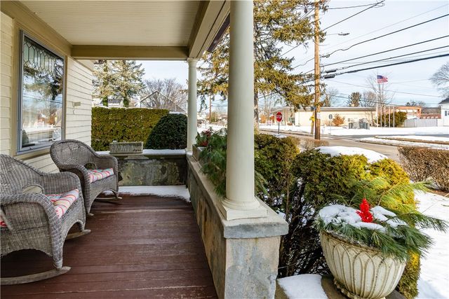 90 Putnam Avenue, Johnston, RI 02919