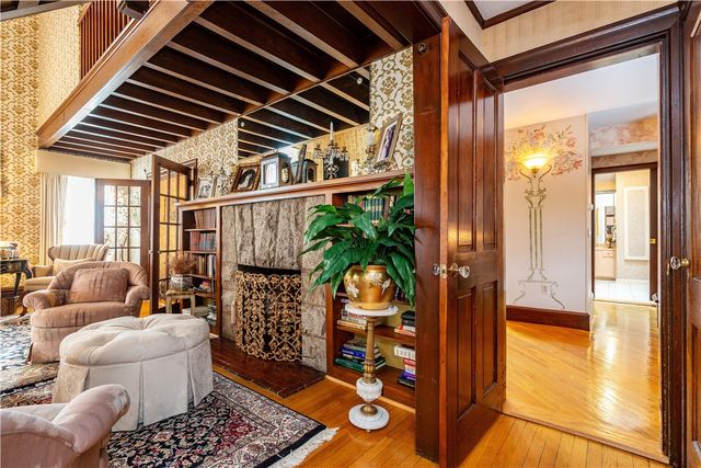 90 Putnam Avenue, Johnston, RI 02919