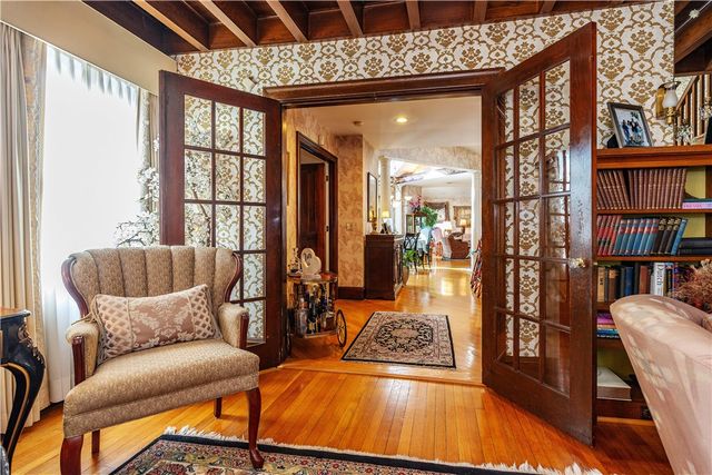 90 Putnam Avenue, Johnston, RI 02919