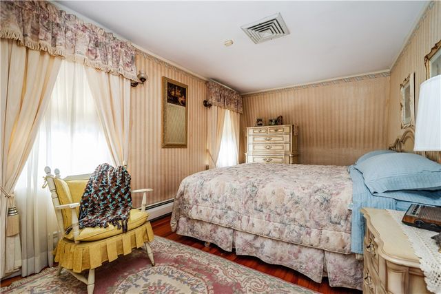 90 Putnam Avenue, Johnston, RI 02919