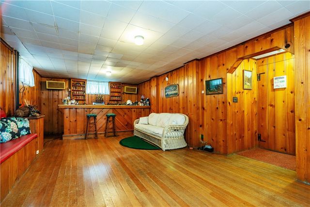 90 Putnam Avenue, Johnston, RI 02919