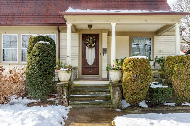 90 Putnam Avenue, Johnston, RI 02919