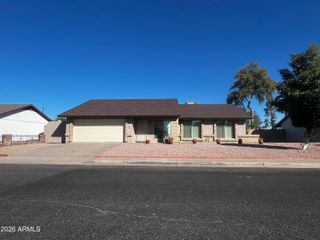 1550 W Knowles Avenue, Mesa, AZ 85202