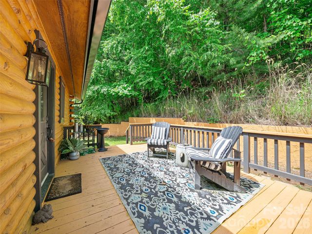 357 Rosewood Lane, Burnsville, NC 28714
