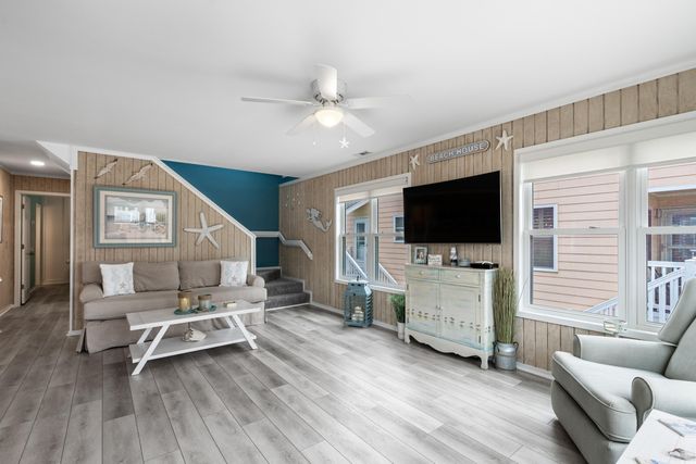 1031 N Dogwood Dr., Surfside Beach, SC 29575