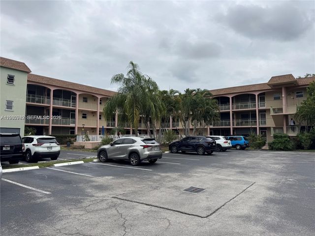 100 SE 6th Ave 207, Pompano Beach, FL 33060