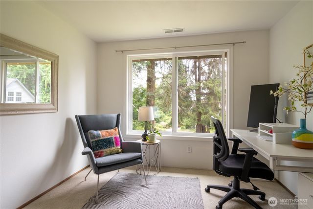 15104 Sunrise Drive NE, Bainbridge Island, WA 98110