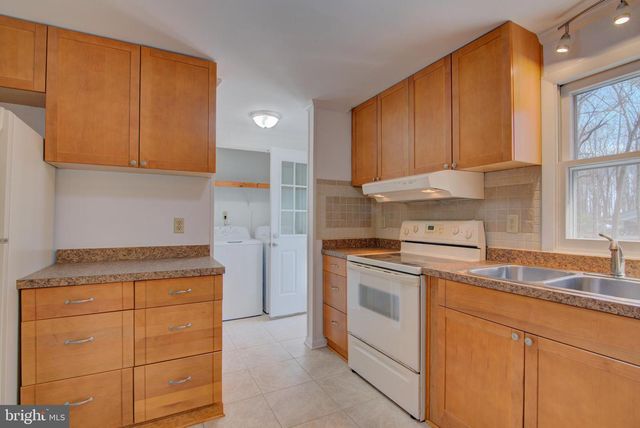 14288 ROUND HILL RD, King George, VA 22485