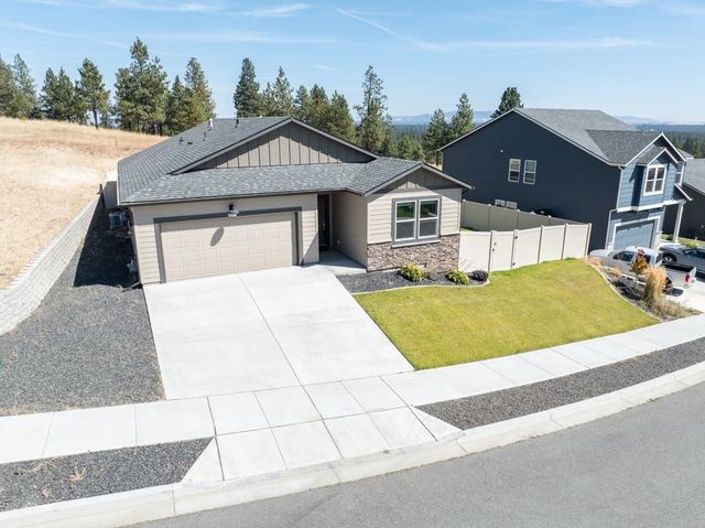 8207 S Avery Rd, Cheney, WA 99004