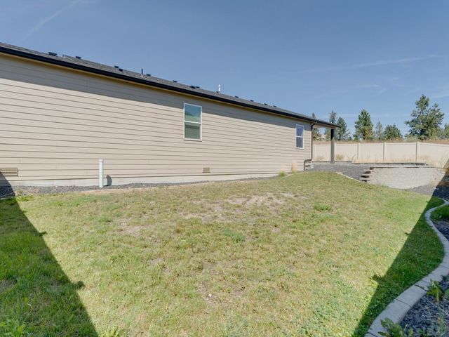 8207 S Avery Rd, Cheney, WA 99004