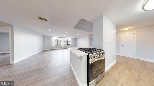 4600 DUKE ST #431, Alexandria, VA 22304