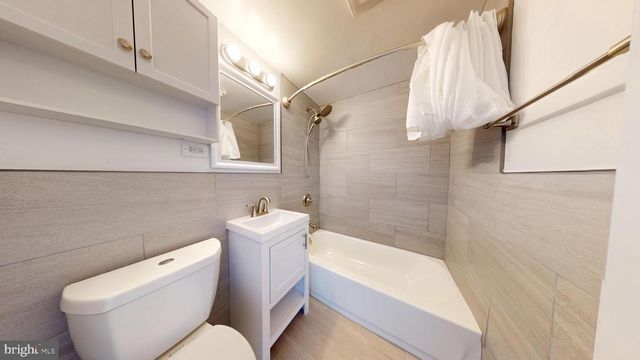 4600 DUKE ST #431, Alexandria, VA 22304