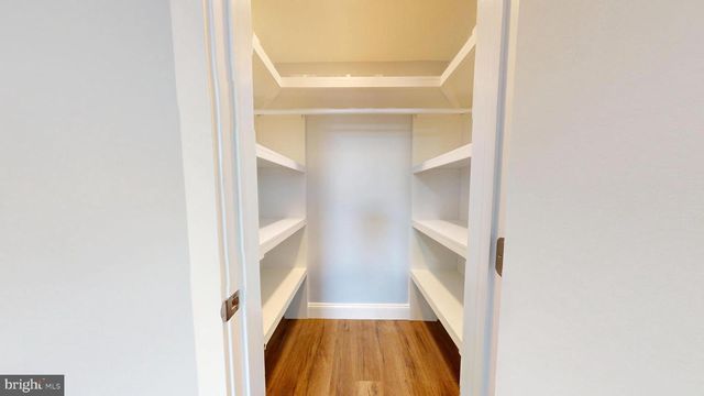 4600 DUKE ST #431, Alexandria, VA 22304