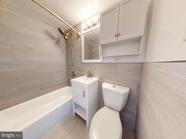 4600 DUKE ST #431, Alexandria, VA 22304